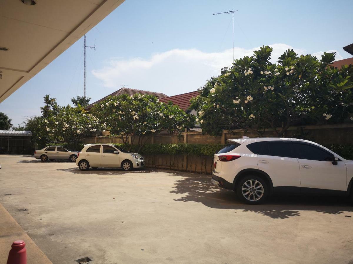 Hotel Sab Suwarn Mansion Suphanburi Zewnętrze zdjęcie